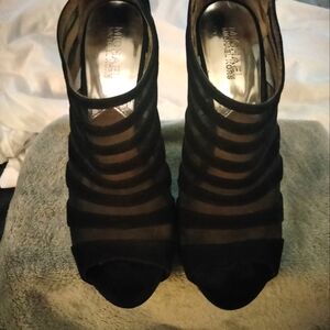 🤩SEXY🤩 Michael Kors Heels Size 7